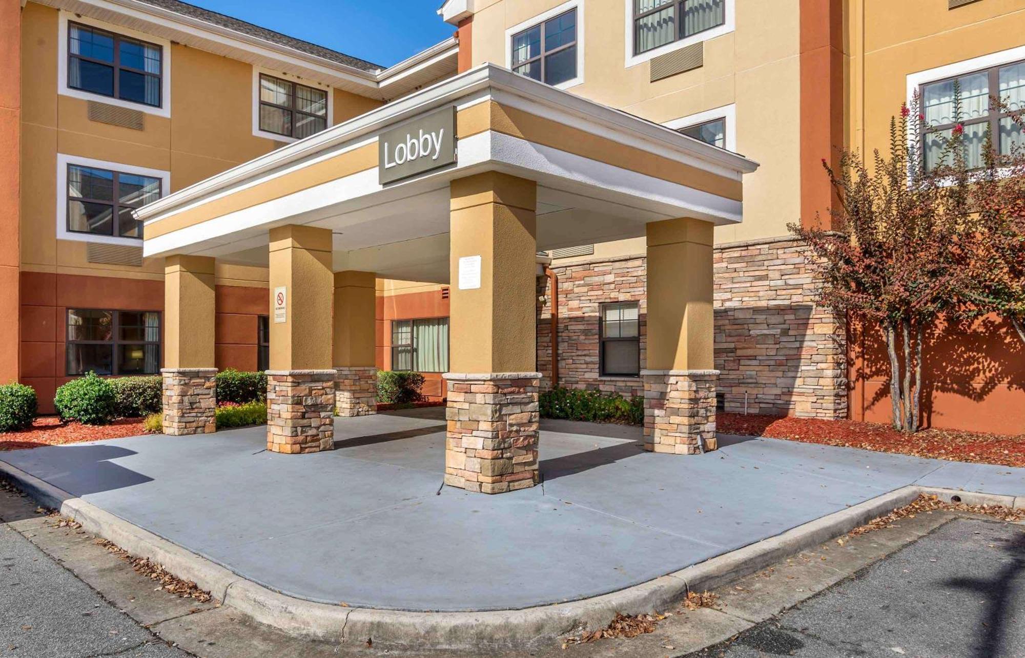 Suburban Studios Columbus Bradley Park Esterno foto